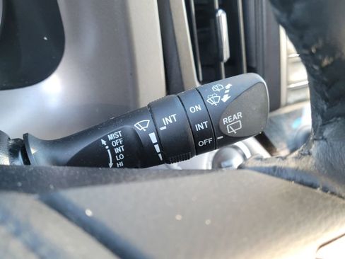 Used 2018 Toyota RAV4 XLE image 17