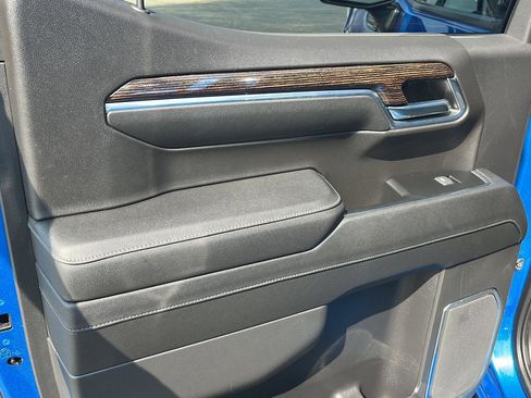 Used 2023 GMC Sierra 1500 Elevation image 21