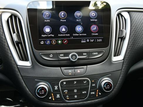 Used 2025 Chevrolet Malibu LT FWD image 25