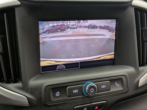 Used 2022 GMC Terrain SLE w/ Driver Convenience Package image 12