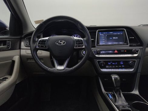 Used 2018 Hyundai Sonata Limited w/ Ultimate Package 07 FWD image 22
