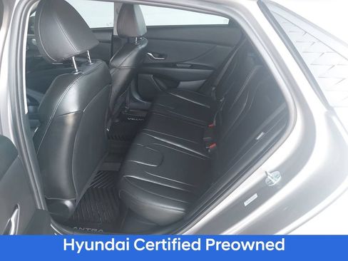Certified 2025 Hyundai Elantra Limited FWD image 13