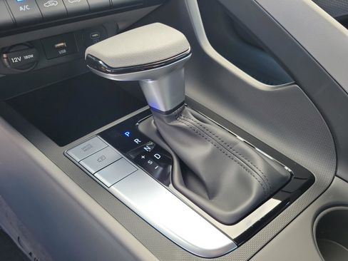 New 2026 Hyundai Elantra SE image 11