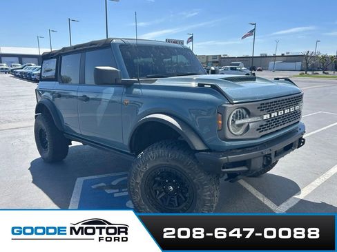 Used 2022 Ford Bronco Badlands AWD/4WD image 2