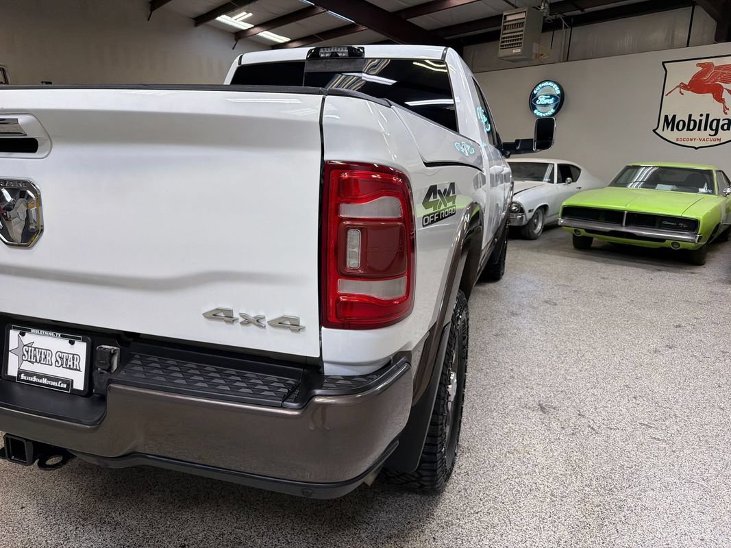 Used 2022 RAM 2500 Limited AWD/4WD image 16