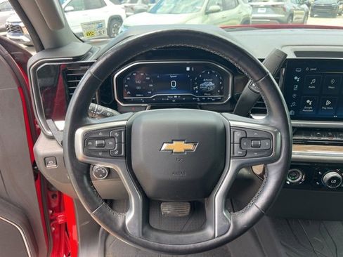 Used 2022 Chevrolet Silverado 1500 LT image 16