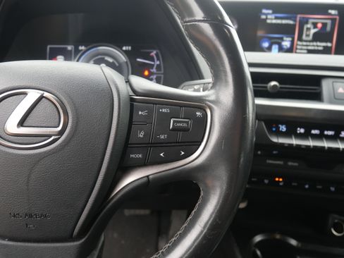 Used 2021 Lexus UX 250h w/ Premium Package image 14