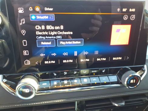 Used 2023 Chevrolet Colorado LT w/ LT Convenience Package III image 24