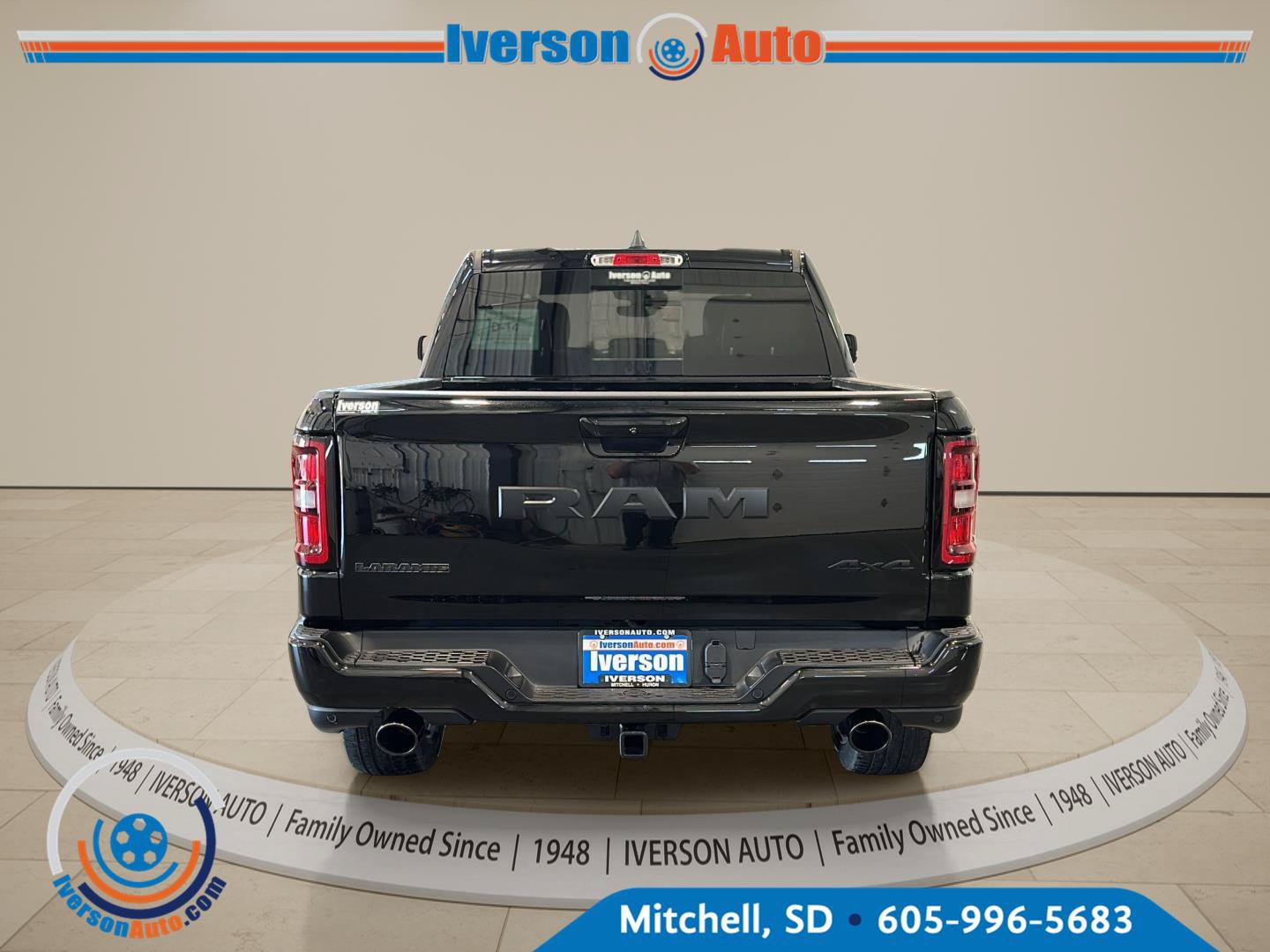 Used 2025 RAM 1500 Laramie w/ Night Edition AWD/4WD image 6