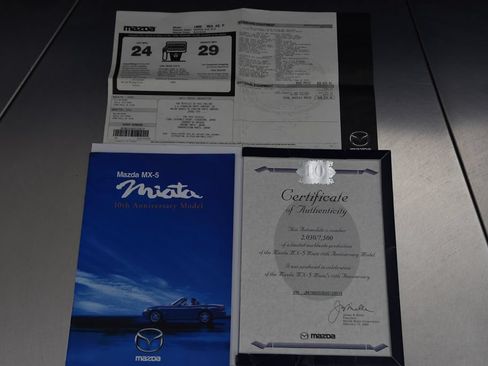 Used 1999 MAZDA MX-5 Miata 10th Anniversary Edition RWD image 41
