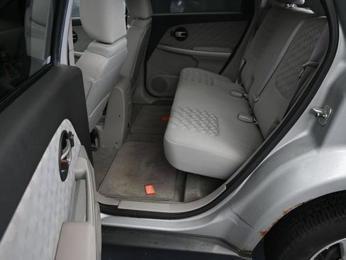 Used 2005 Chevrolet Equinox LT w/ Preferred Equipment Group AWD/4WD image 14