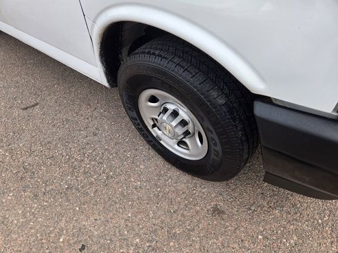 Used 2021 Chevrolet Express 2500 w/ Driver Convenience Package image 12