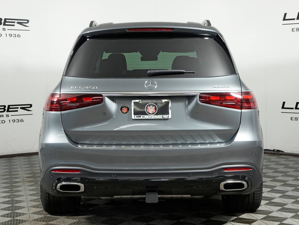 Used 2026 Mercedes-Benz GLS 450 4MATIC image 4
