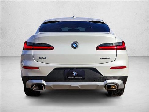 Used 2025 BMW X4 xDrive30i image 6