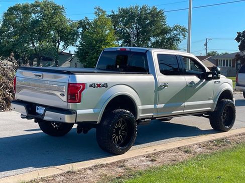 Used 2015 Ford F150 Platinum w/ Equipment Group 701A Luxury AWD/4WD image 9
