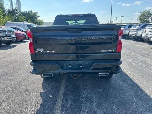 Used 2019 Chevrolet Silverado 1500 Custom Trail Boss w/ Custom Convenience Package AWD/4WD image 12