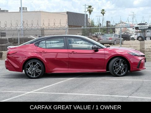 Used 2025 Toyota Camry XSE FWD image 4