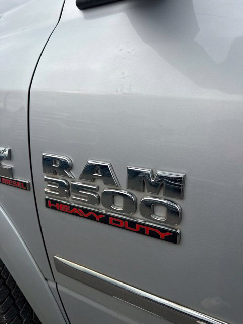 Used 2016 RAM 3500 Tradesman w/ Chrome Appearance Group AWD/4WD image 9