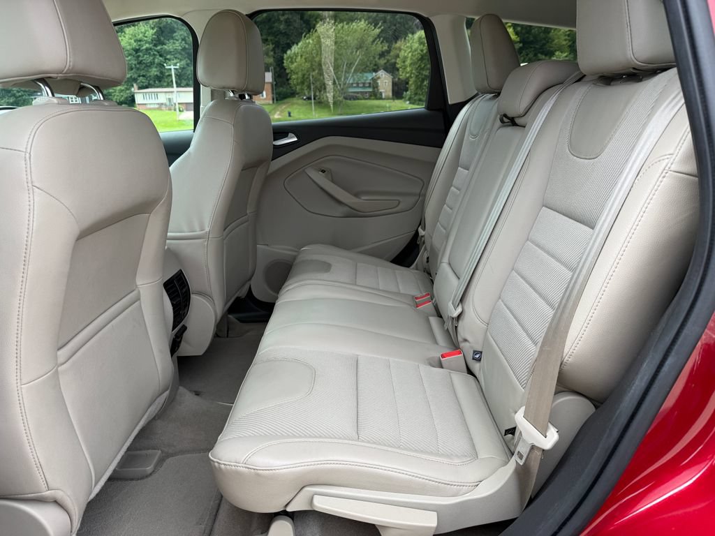 Used 2016 Ford Escape SE w/ SE Chrome Package AWD/4WD image 36