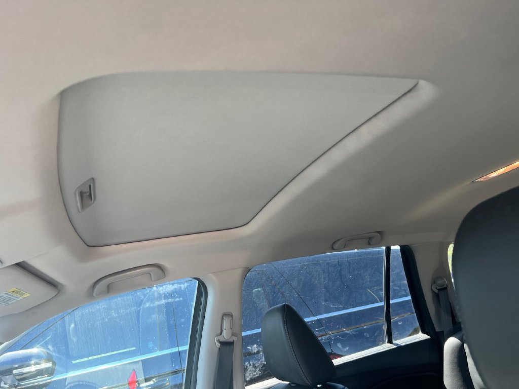 Used 2016 Honda Pilot EX-L image 11