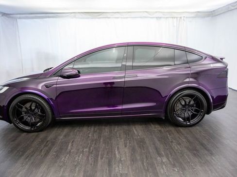Used 2022 Tesla Model X Plaid image 7