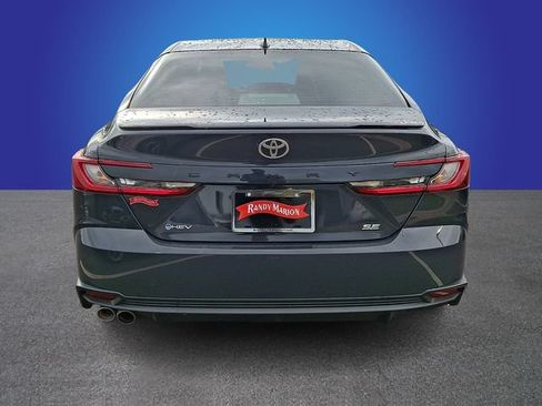 Used 2026 Toyota Camry SE w/ Convenience Package FWD image 6