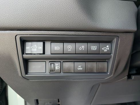 New 2026 Toyota Tundra Limited AWD/4WD image 25