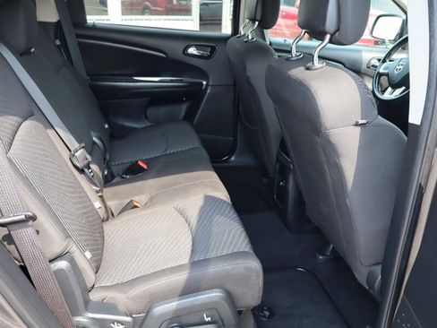 Used 2017 Dodge Journey SE w/ Popular Equipment Group AWD/4WD image 10
