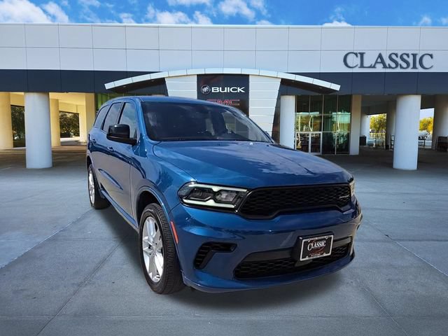Used 2025 Dodge Durango GT AWD/4WD image 2