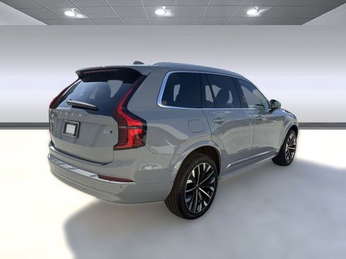 New 2026 Volvo XC90 B6 Plus w/ Protection Package Premier image 9
