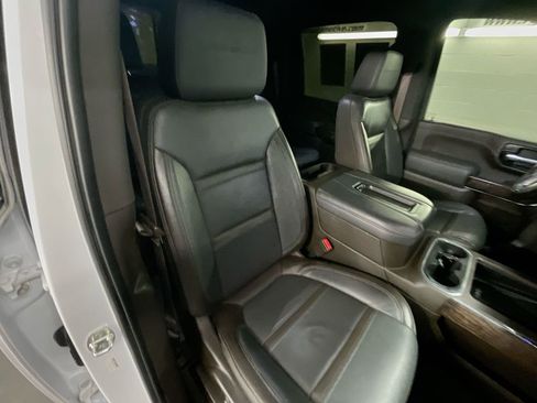 Used 2020 GMC Sierra 3500 Denali w/ Denali Ultimate Package image 29