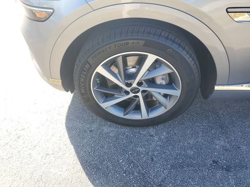 Used 2025 Genesis GV80 2.5T Select image 11