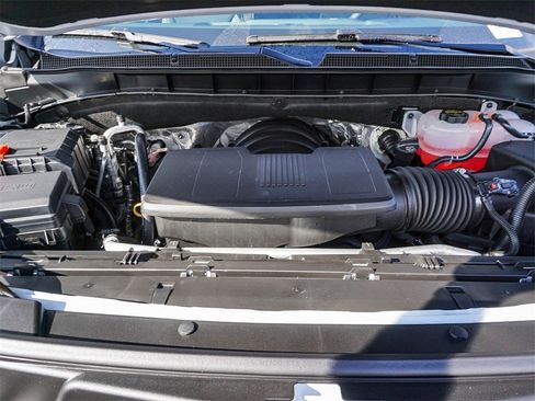 New 2026 Chevrolet Suburban Premier image 13