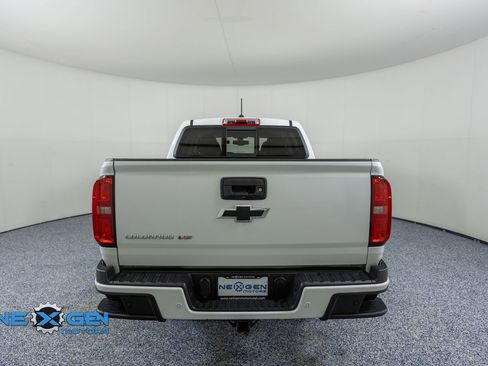 Used 2020 Chevrolet Colorado Z71 AWD/4WD image 6