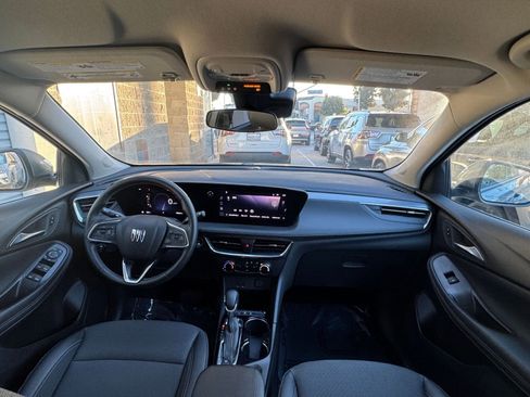 Used 2025 Buick Encore GX Preferred image 31