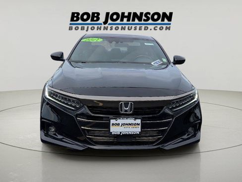 Used 2021 Honda Accord Sport image 2