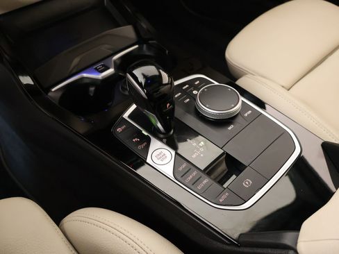 Used 2022 BMW 228i Gran Coupe w/ Convenience Package FWD image 9