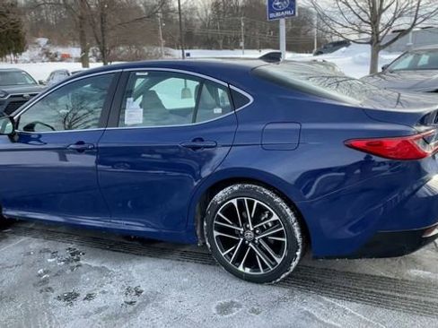 Used 2025 Toyota Camry XLE w/ Premium Package image 6