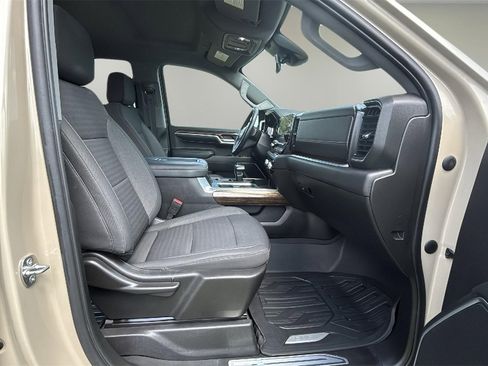 Used 2022 GMC Sierra 1500 Elevation image 10