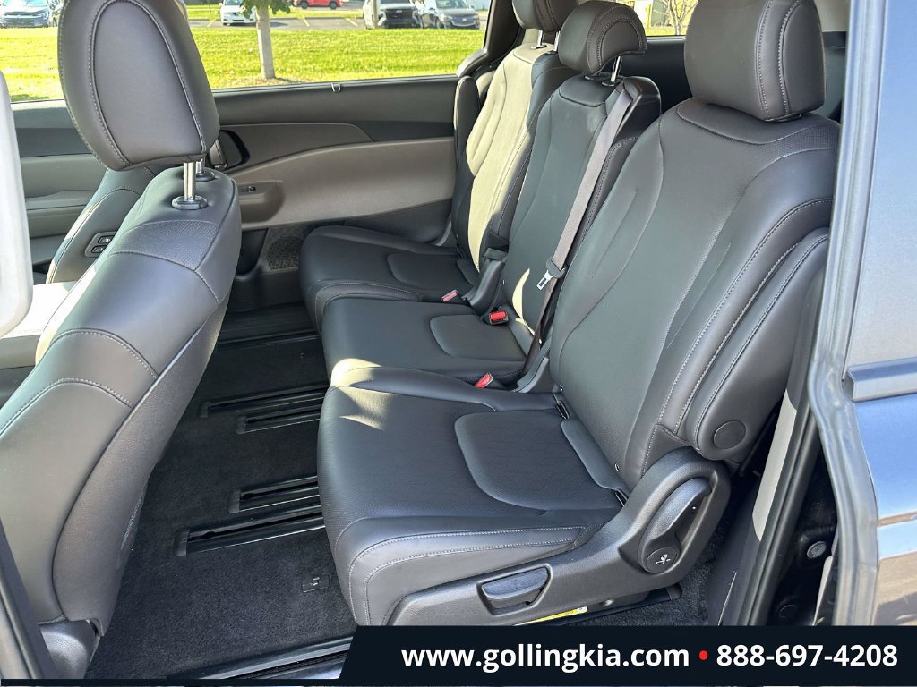 Certified 2026 Kia Carnival EX FWD image 9