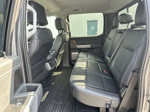 Used 2024 Ford F450 Lariat AWD/4WD image 26