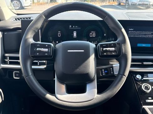 Used 2025 Hyundai Santa Fe SE FWD image 14