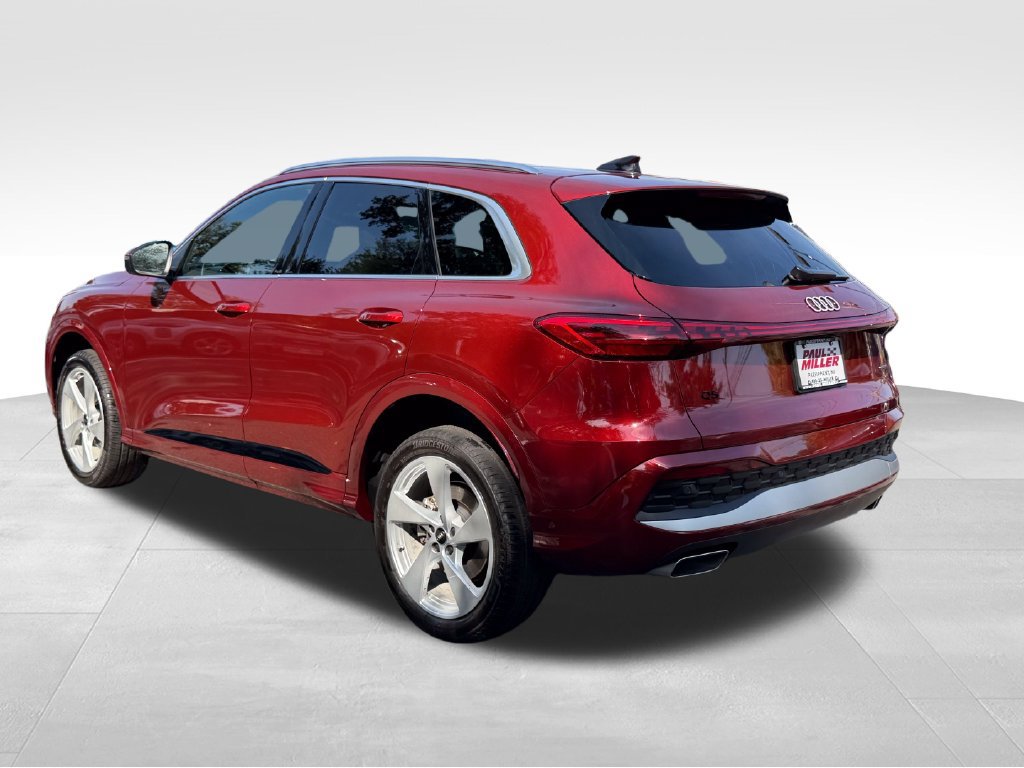 Used 2025 Audi Q5 Premium Plus w/ Premium Plus AWD/4WD image 5