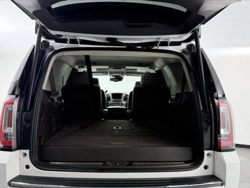Used 2020 GMC Yukon Denali w/ Open Road Package AWD/4WD image 18