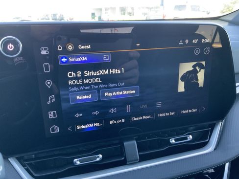 New 2026 Chevrolet Equinox LT w/ Convenience Package II image 39