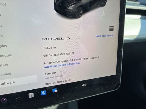 Used 2023 Tesla Model 3 Standard Range image 4