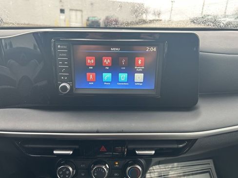 Certified 2025 Nissan Kicks S image 16