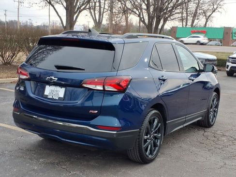Used 2022 Chevrolet Equinox RS w/ RS Leather Package image 3