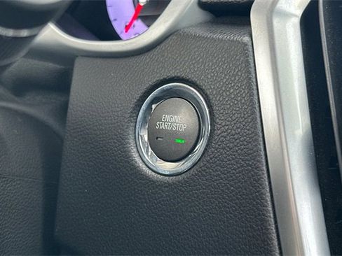 Used 2012 Cadillac SRX Luxury image 26