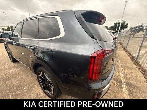 Certified 2024 Kia Telluride S w/ S Sunroof Package FWD image 9